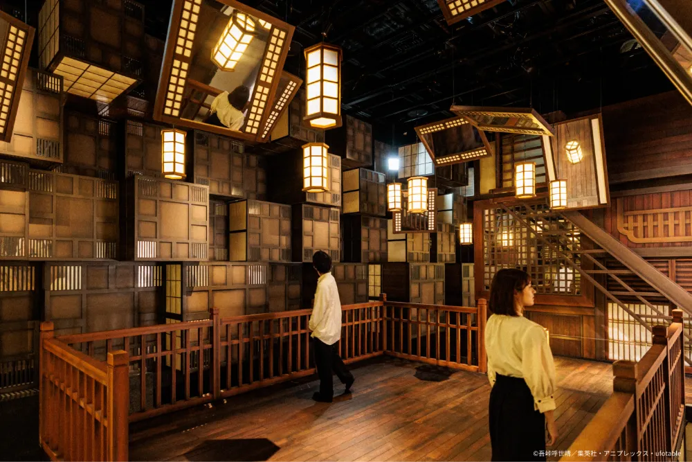 アニメ「鬼滅の刃」 柱展 鑑賞の様子 のイメージ